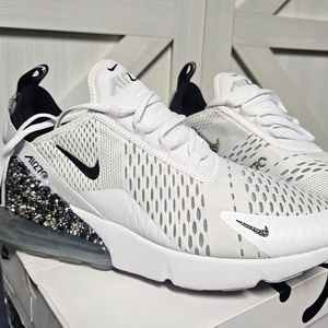 Nike Air Max 270 Womens Size 11 | Men's Size 9.5